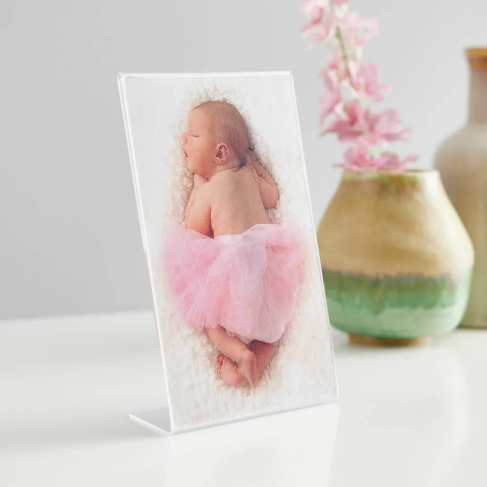 Acrylic Basics Vertical Bent Frame by Studio Décor®