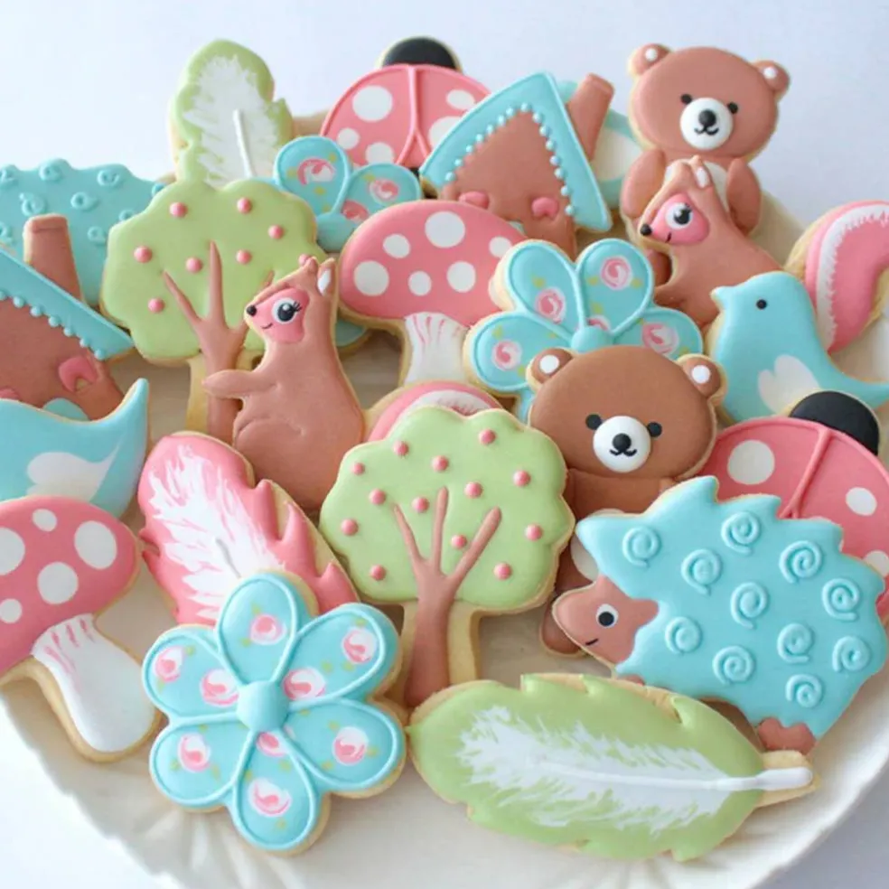 Ann Clark Apple Tree / Flower Bouquet Cookie Cutter