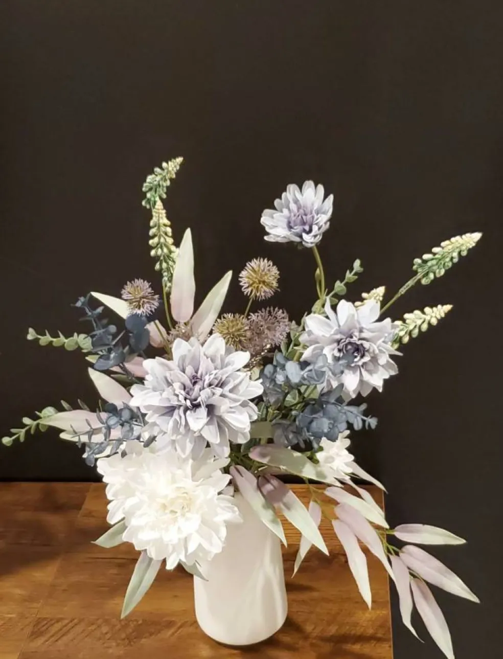 Artificial Dahlia Bouquet – White and Blue Silk Flowers for Vase, Home Table Decor Bathroom Decoration
