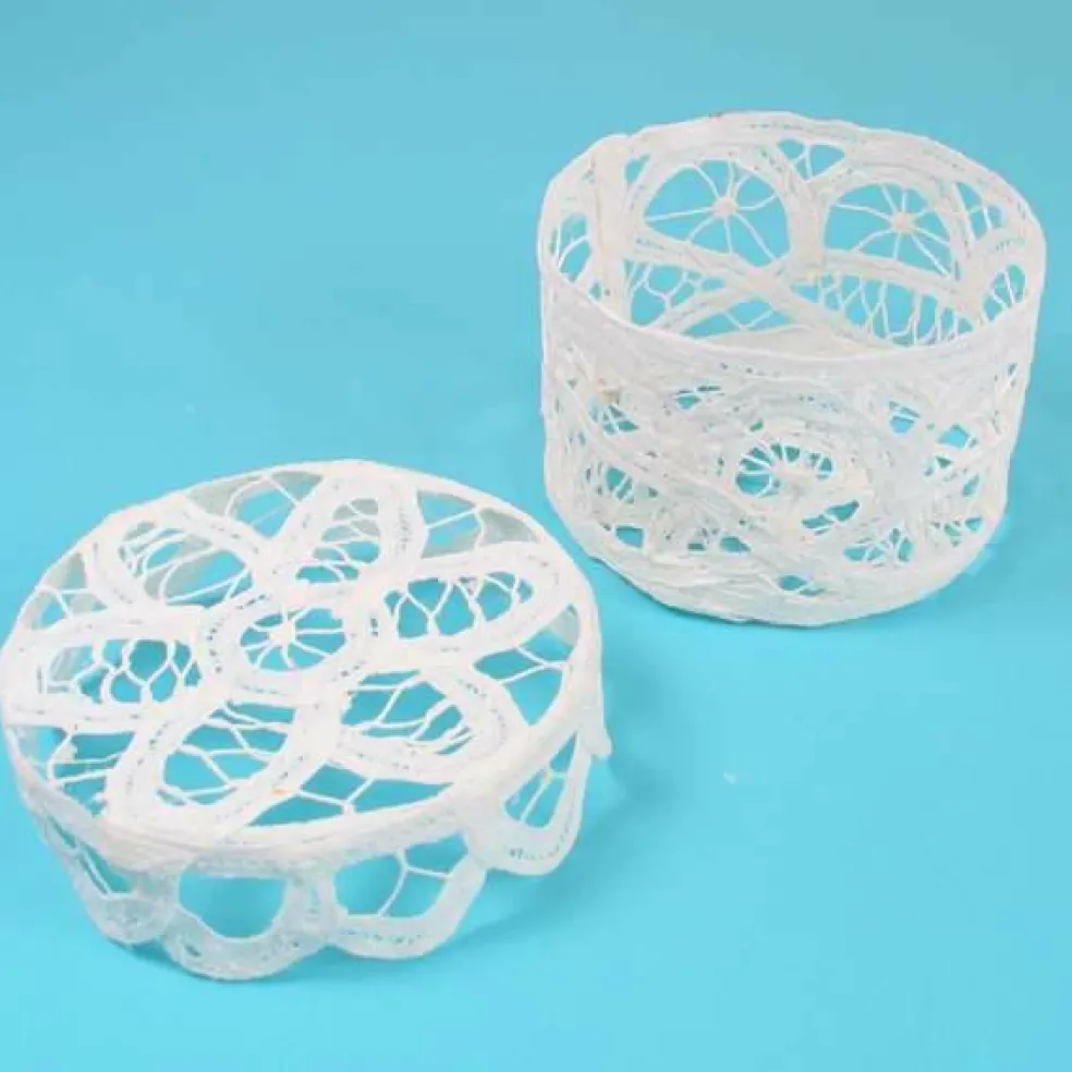 Battenburg Round Box - White - Large