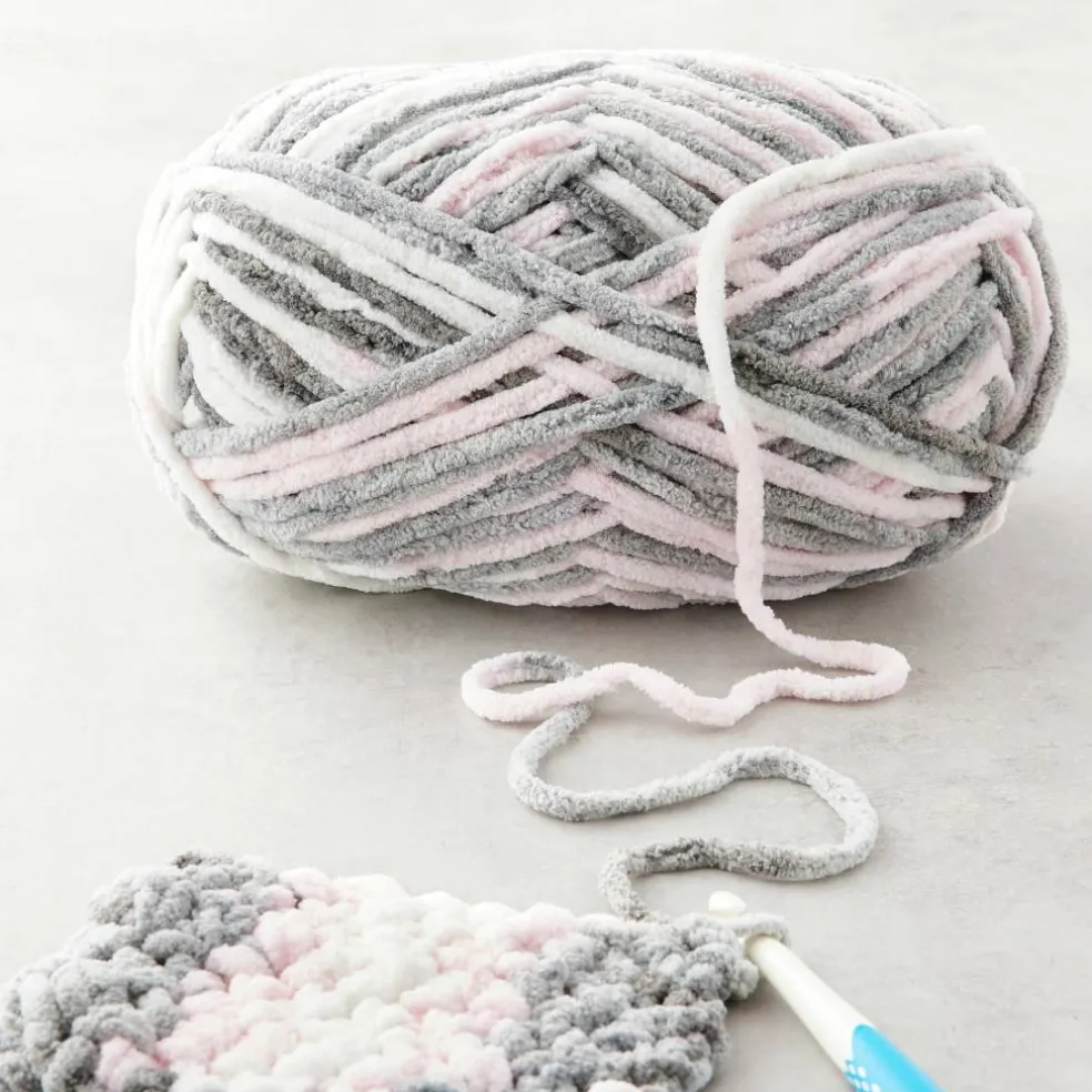 Bernat® Baby Blanket™ Yarn