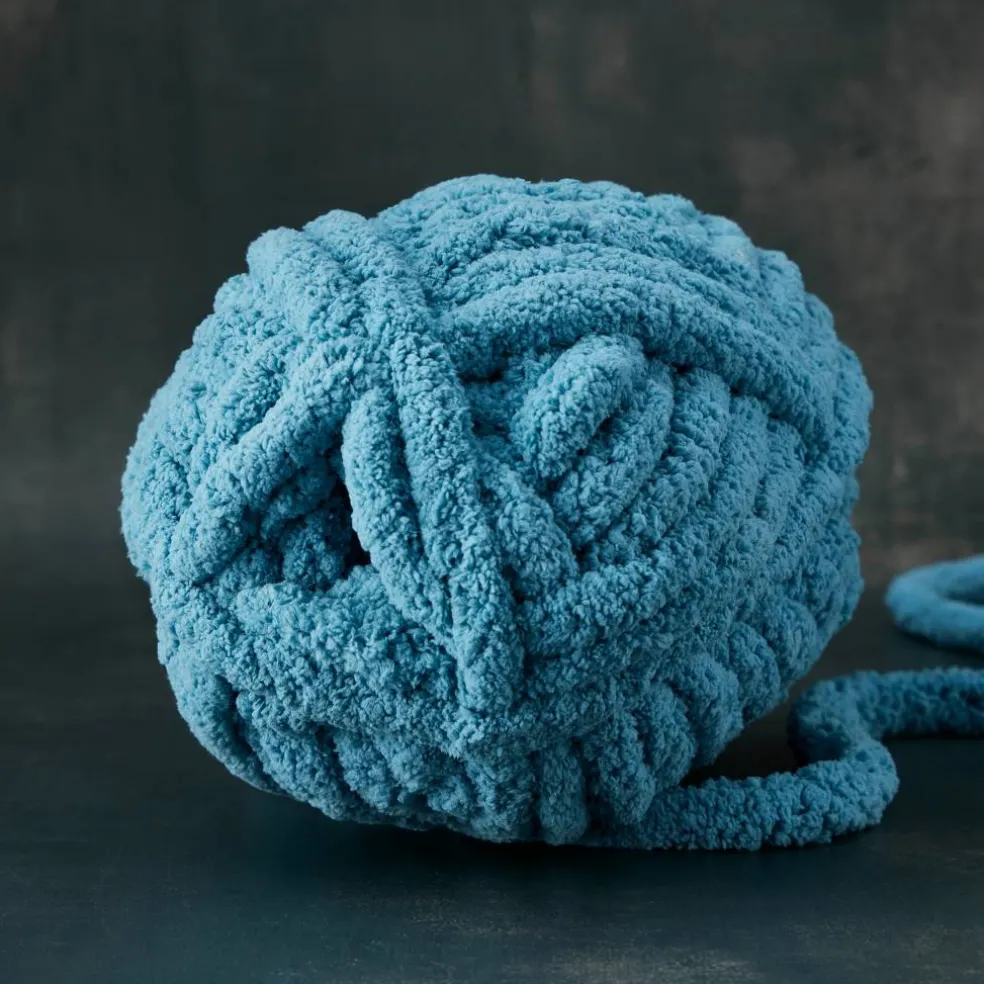 Bernat® Blanket Big™ Yarn