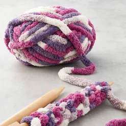 Bernat® Blanket Big™ Yarn
