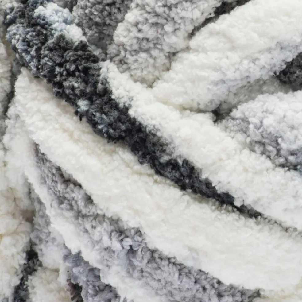 Bernat® Blanket Big™ Yarn