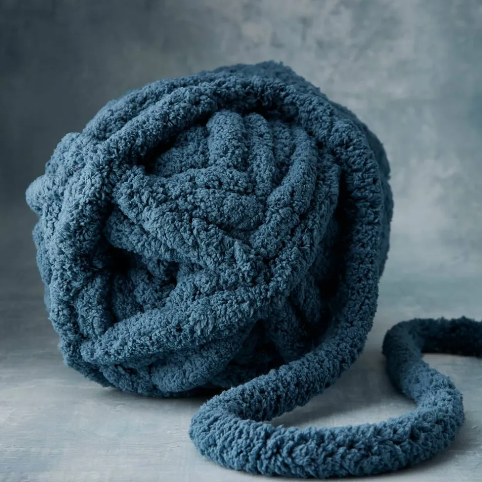 Bernat® Blanket Big™ Yarn