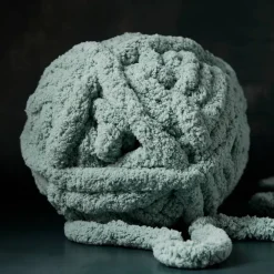 Bernat® Blanket Big™ Yarn