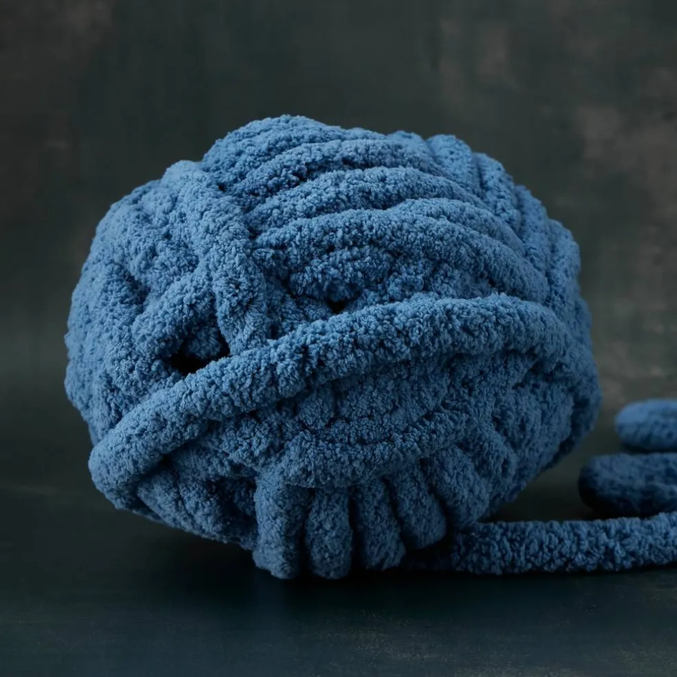 Bernat® Blanket Big™ Yarn