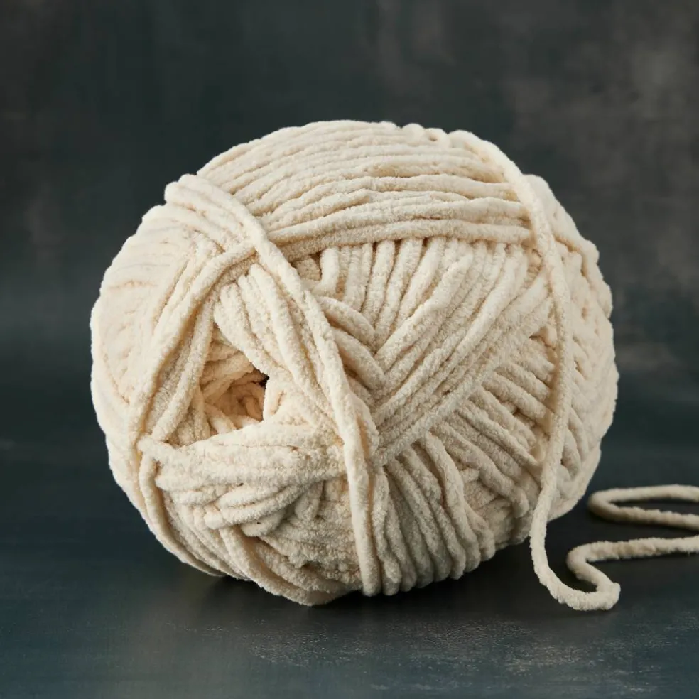 Bernat® Blanket™ Yarn