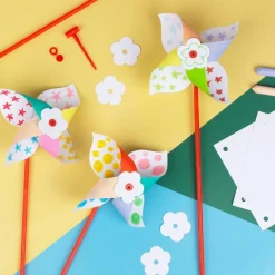 Bosctanuc 300 Pcs DIY Pinwheels for Kids Bulk Blank Paper Pinwheels Color Your Own Pinwheels for Spring Summer Craft for Kids Boys Girls School Group Daycare Home Fun Graffiti Art Craft