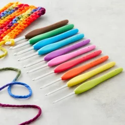 Clover Amour Crochet Hook Set