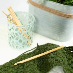 Clover Takumi® Bamboo Crochet Hook