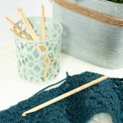 Clover Takumi® Bamboo Crochet Hook