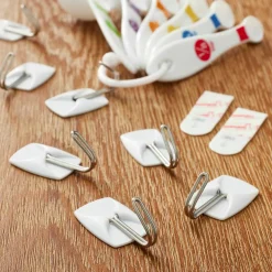 Command™ Small Wire Hooks, Clear