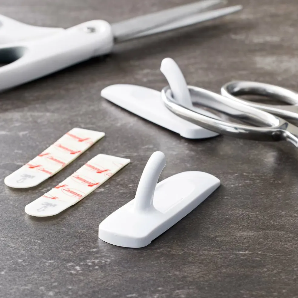 Command™ Utility Hooks, White