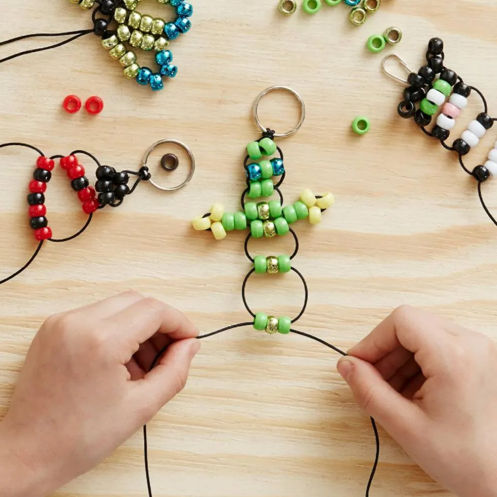 Create Your Own Bead Pets by Horizon Group Usa, Includes Over 600 Pony Beads, 6 Key Rings, Storage Box & Much More