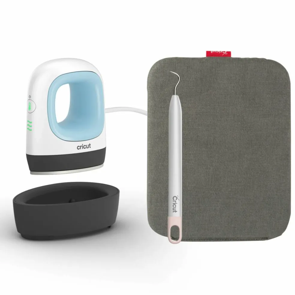 Cricut EasyPress Mini™ + Mat & Weeder Bundle