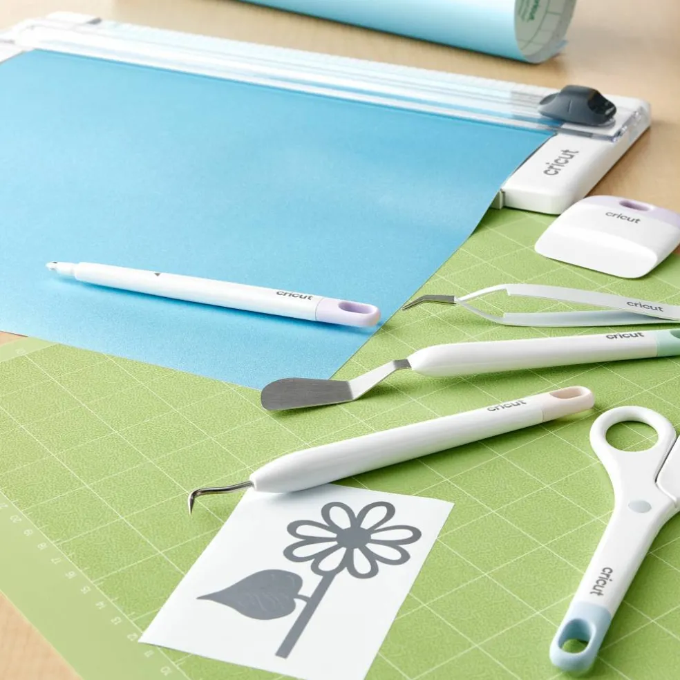 Cricut® Essential Tool Set