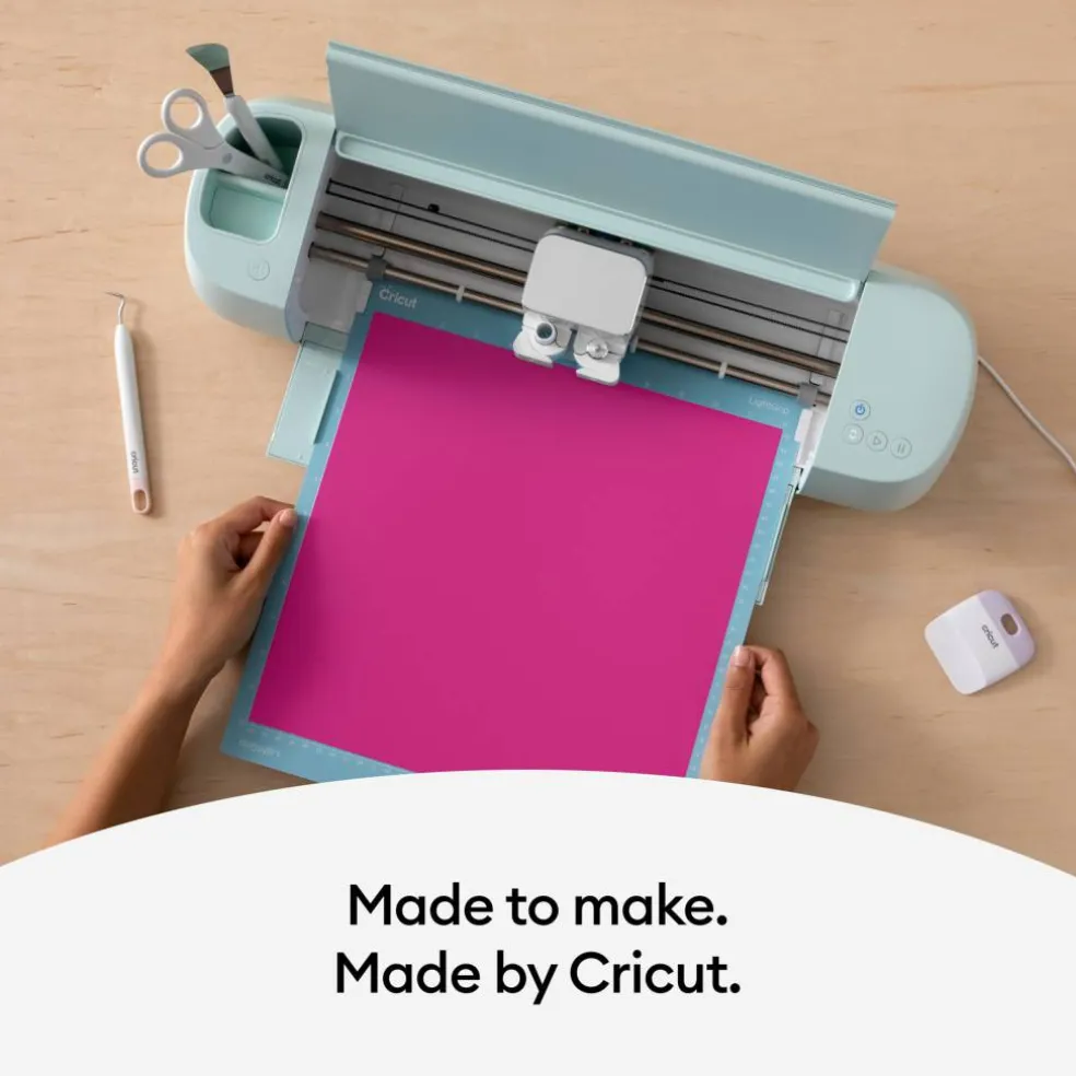 Cricut® Permanent Heat-Activated Color-Changing Vinyl