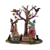Decorating The Spooky Tree - Lemax Spooky Town