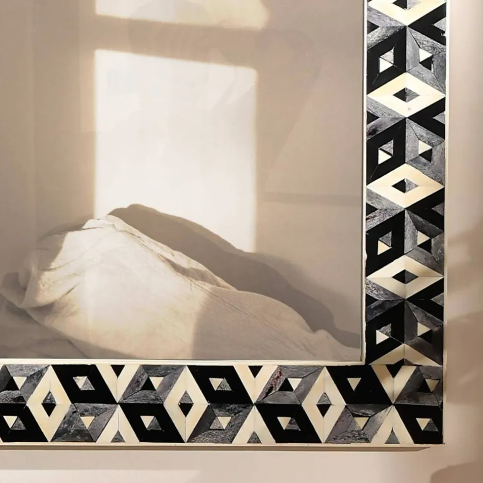 Decorative Wall Mirror with Frame – Stylish Home & Bathroom Accent Mirror