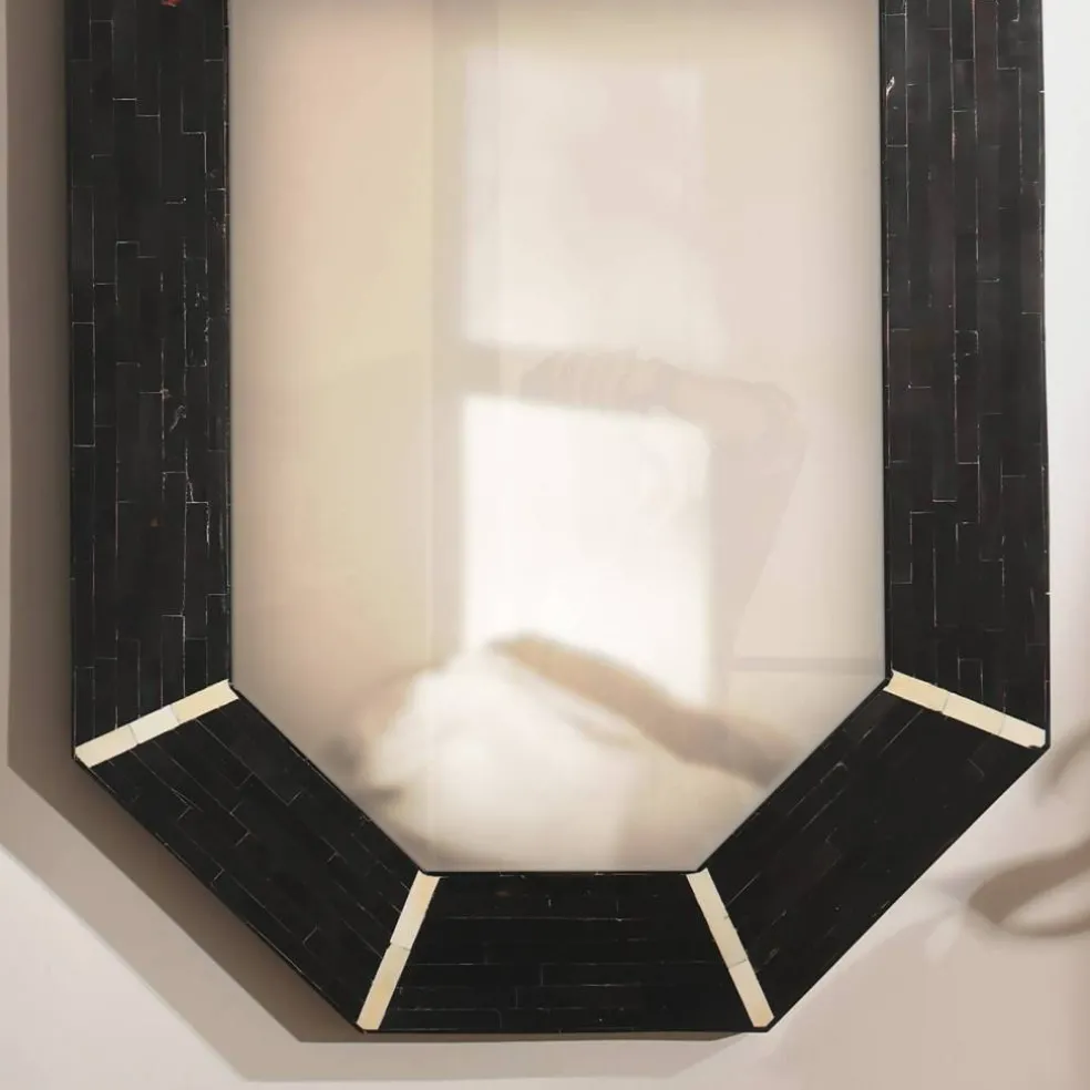 Decorative Wall Mirror with Frame – Stylish Home & Bathroom Accent Mirror