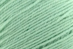 Deluxe Worsted Superwash Wool by Universal Yarn - 49 Colors