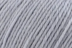 Deluxe Worsted Superwash Wool by Universal Yarn - 49 Colors