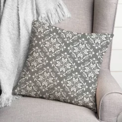 Diamond Medallions Indoor/Outdoor Throw Pillow