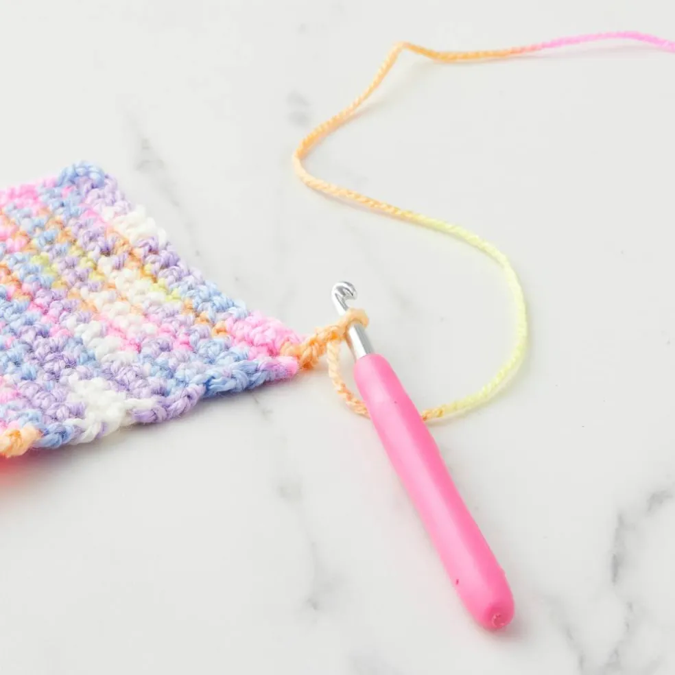Ergonomic Aluminum Crochet Hook by Loops & Threads®