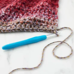 Ergonomic Aluminum Crochet Hook by Loops & Threads®