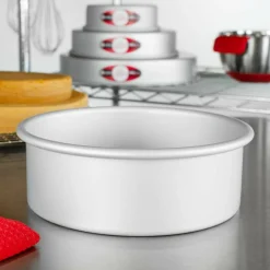 Fat Daddio's® Pro Series Bakeware Anodized Aluminum Round Cake Pan