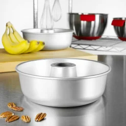 Fat Daddio's® ProSeries 9" Ring Mold Pan
