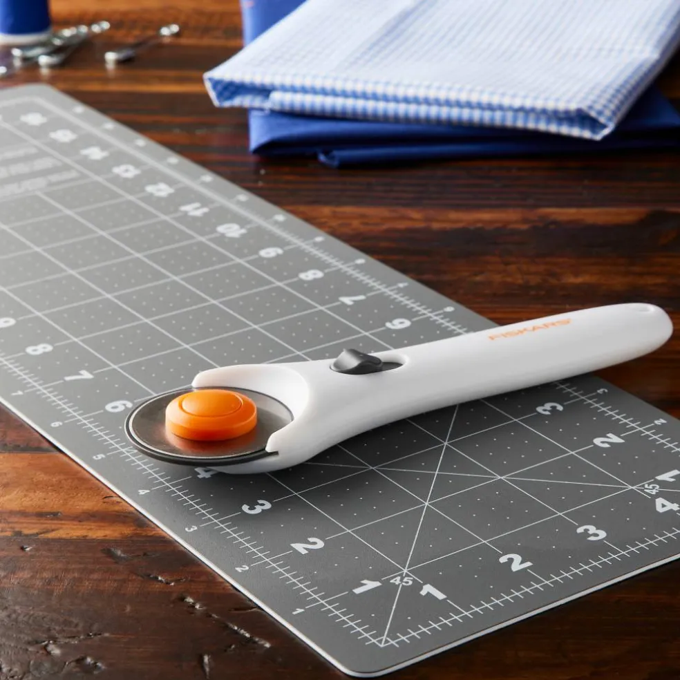 Fiskars® 2 Piece Fabric Cutting Set