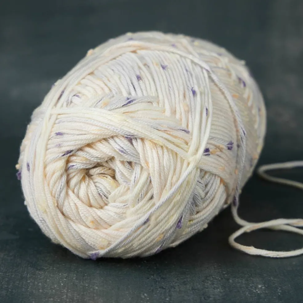Flecks™ Yarn by Loops & Threads®