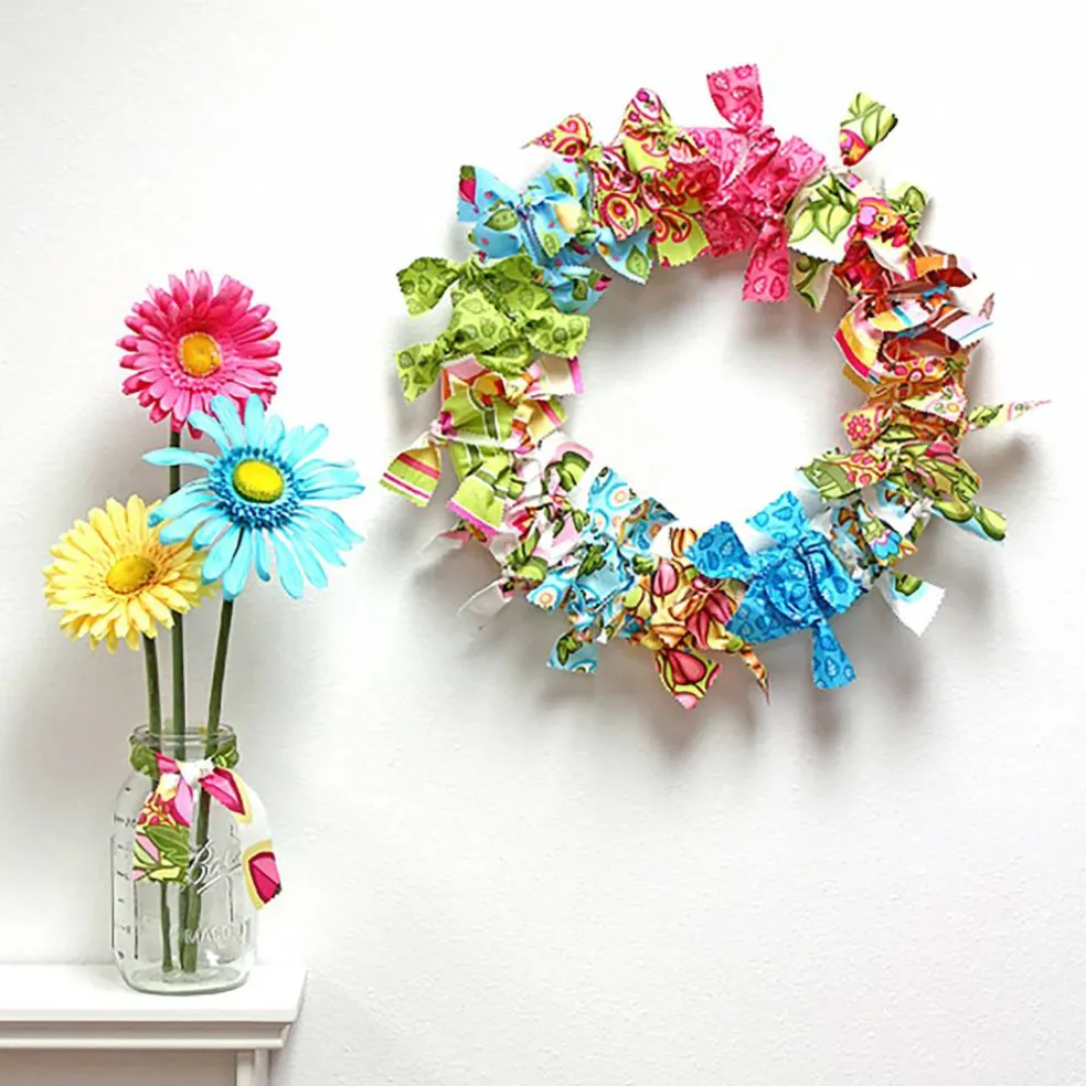 FloraCraft® CraftFōM 10" Extruded Wreath White
