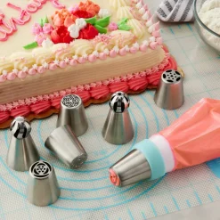 Floral Decorating Tip Set by Celebrate It®
