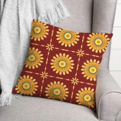 Flower Medallion Throw Pillow