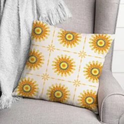 Flower Medallion Throw Pillow
