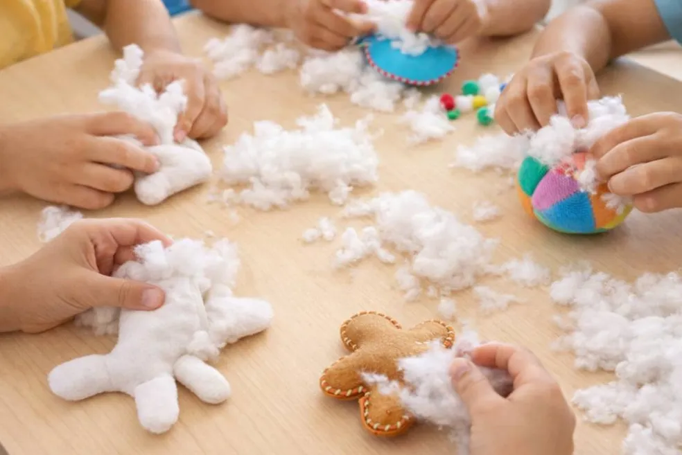 Fluff Fill Polyester Stuffing – 16 oz Premium Fiberfill for Crafts, Pillows & Plush Projects