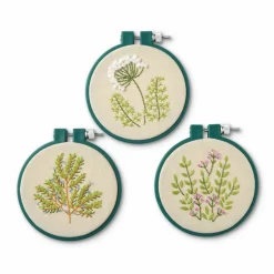 3.5" Garden Trio Embroidery Kit by Loops & Threads®