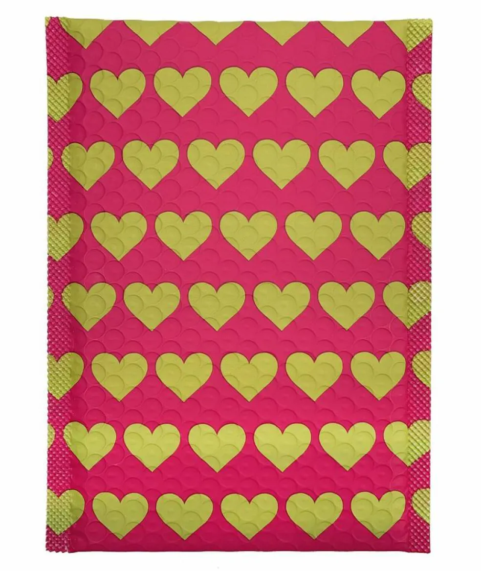 Great Papers! Mailer, Bubble, Pink with Gold Hearts, Poly Tear and Moisture Resistant, 6" x 9", 25 count