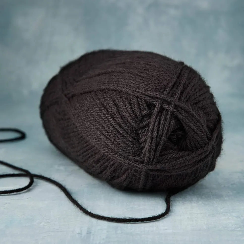 Impeccable® Solid Yarn by Loops & Threads®