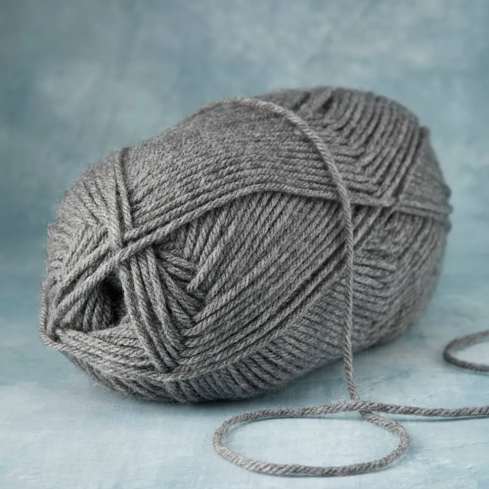 Impeccable® Solid Yarn by Loops & Threads®