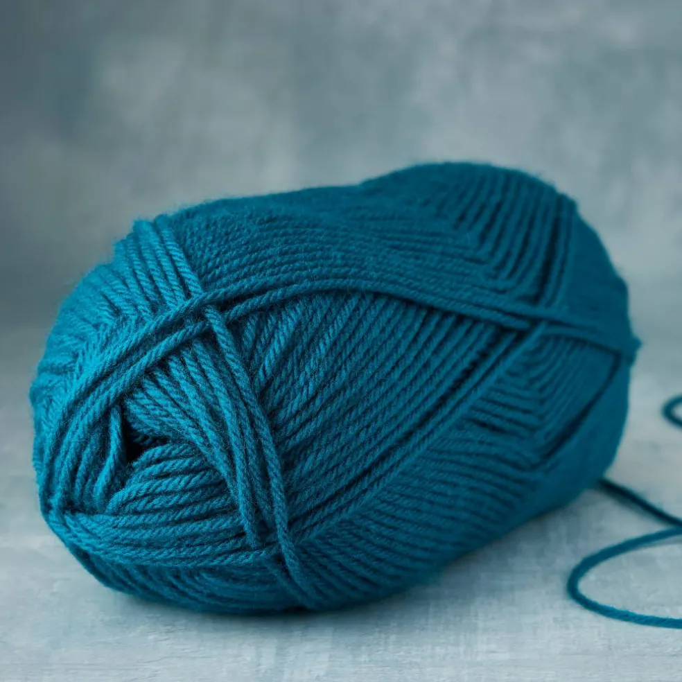 Impeccable® Solid Yarn by Loops & Threads®