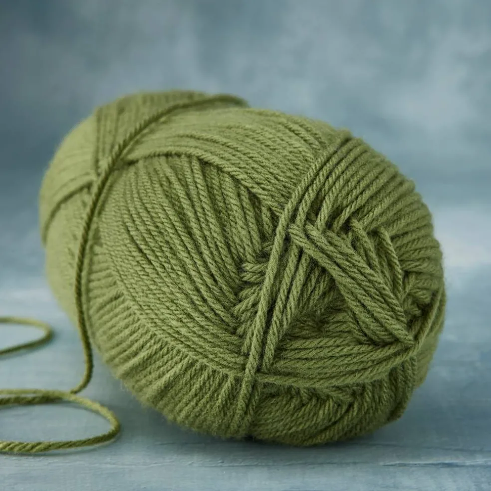 Impeccable® Solid Yarn by Loops & Threads®
