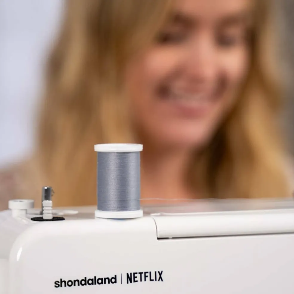 Janome Bridgerton Collection Easy-to-Use 15-Stitch Sewing Machine