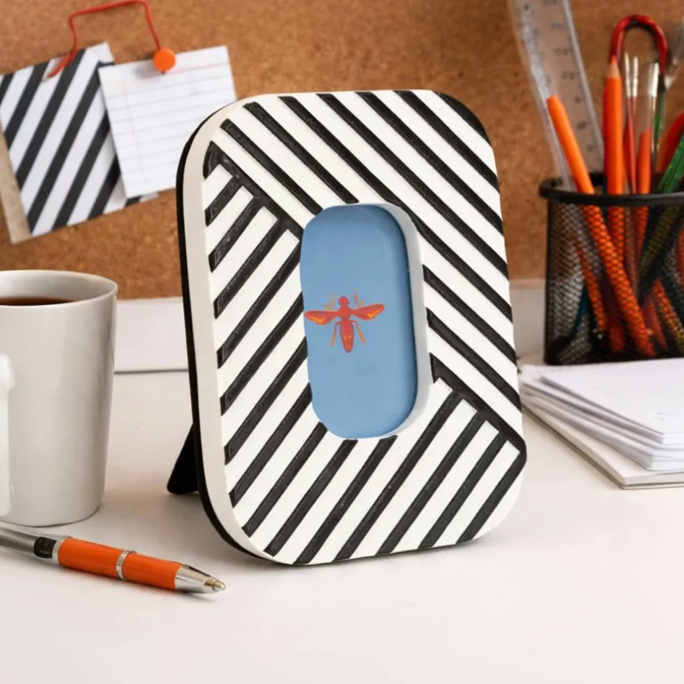 Jonathan Adler x Michaels 2" x 3" Black & White Striped Tabletop Frame