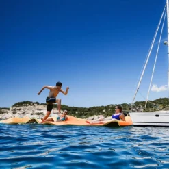 Large Floating Water Mat Rollable XPE Foam Water Pad for Lake Pool