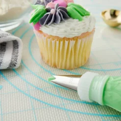 #352 Leaf Decorating Tip by Celebrate It™