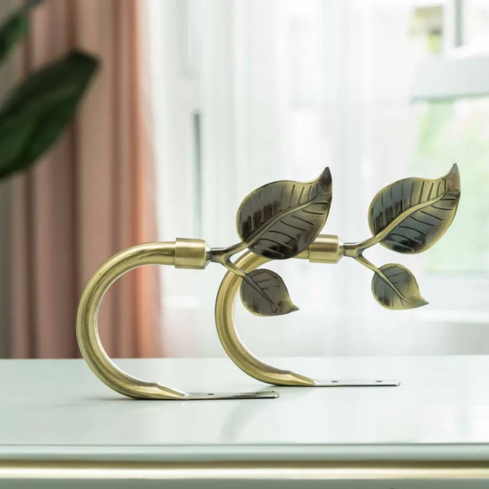 Leaf Shaped Curtain Tieback Holdbacks 2pcs, Handmade Metal Curtain Side Holders for Wall, Curtain Hook Pull Backs for Drapes Window Decoration (Antique Brass)